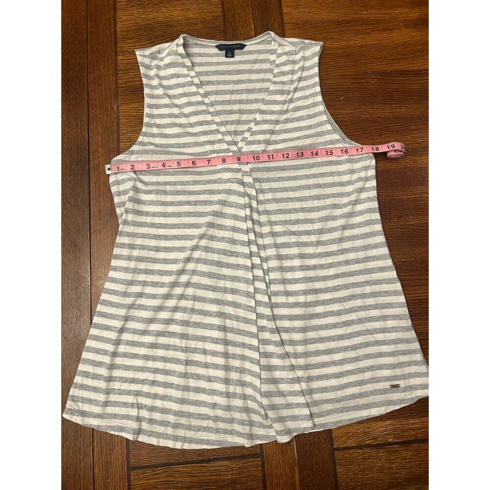 Tommy Hilfiger Striped V-Neck Tank Top L Grey White Pleated Front Summer Coastal - Picture 6 of 12